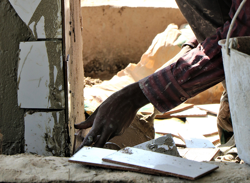 Pozzo profondo di Kenwal in Senegal by Balouo Salo - Raoul Vecchio
