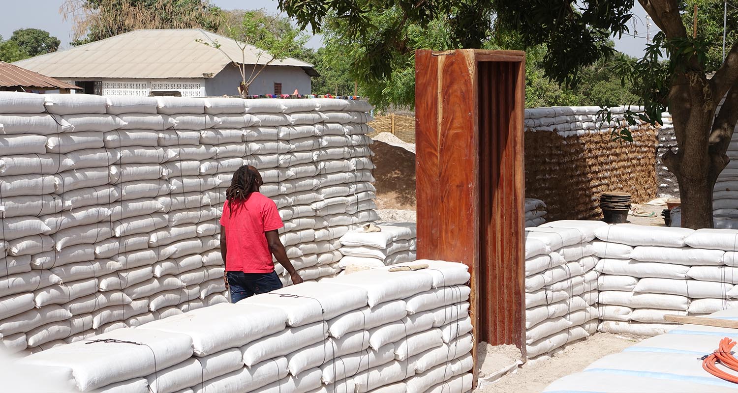 Centro Polivalente Tanaff Museo delle tradizioni in Senegal by Balouo Salo - Raoul Vecchio